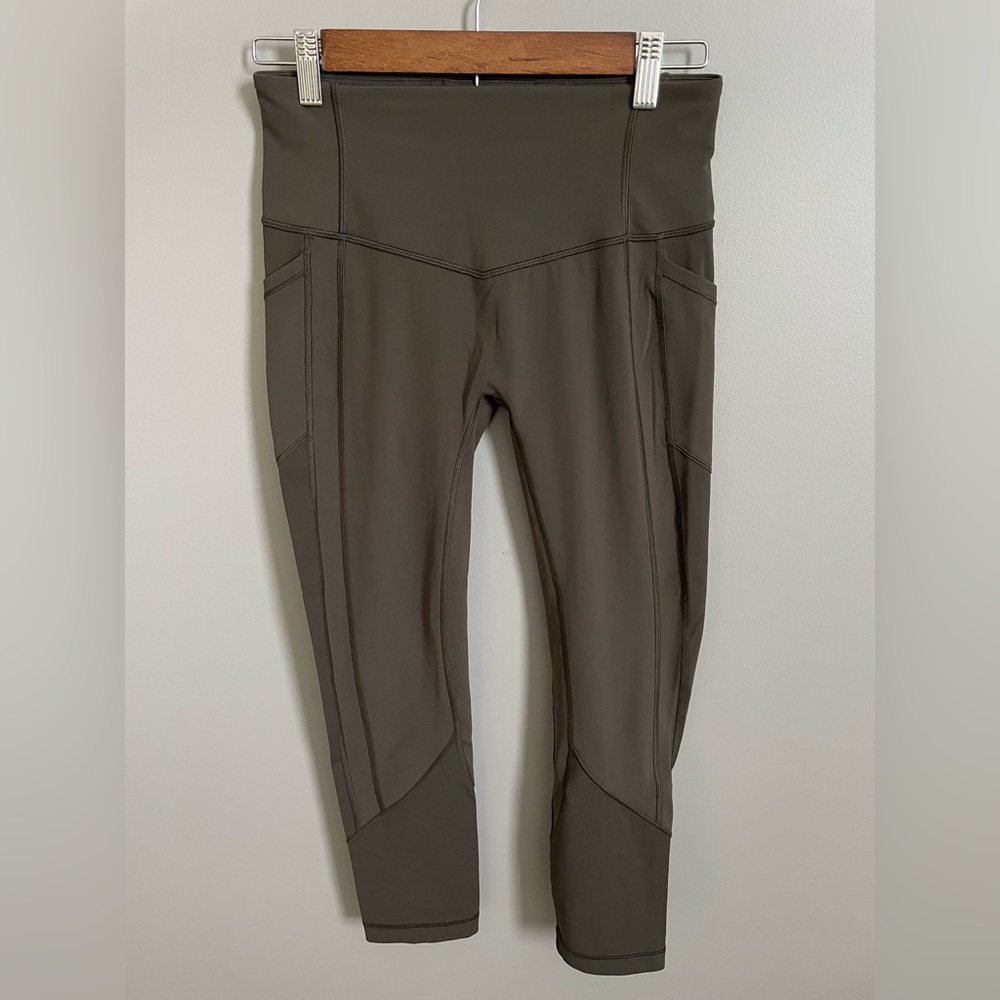 Lululemon All The Right Places Crop 6 - Picture 4 of 7